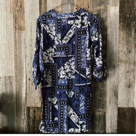 10/$10   Blue Boho Style Tunic S - Picture 2 of 2